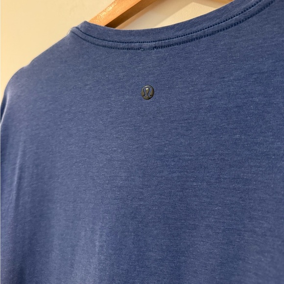 Lululemon Long Sleeve Tee Men’s Large Blue - Picture 5 of 5